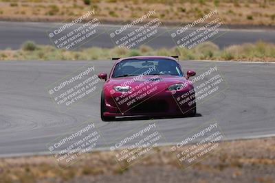 media/May-31-2025-CalClub SCCA (Sat) [[2c1a04e1ee]]/Qualifying/Group 2/Turn 4/